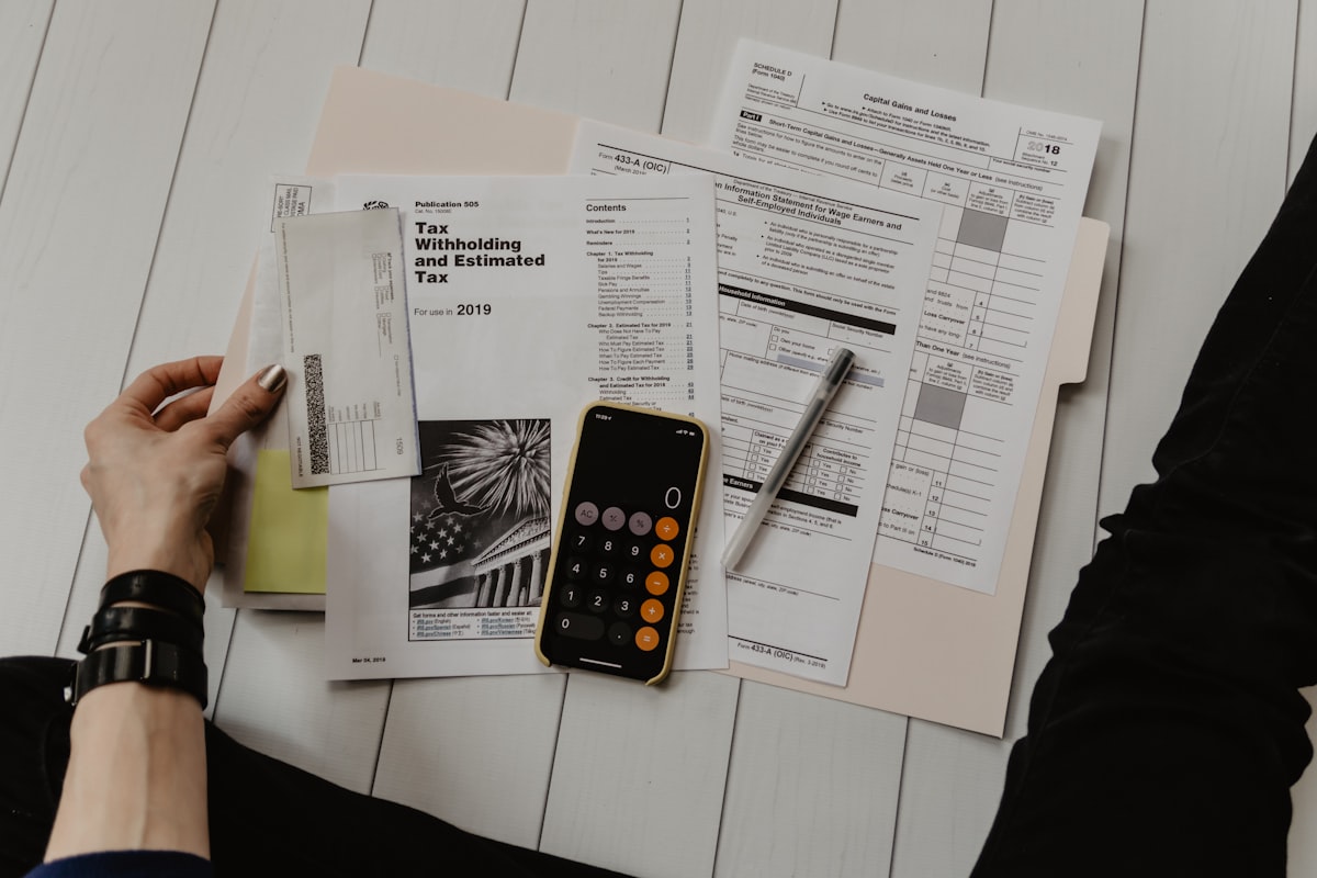 Business data analytics and charts